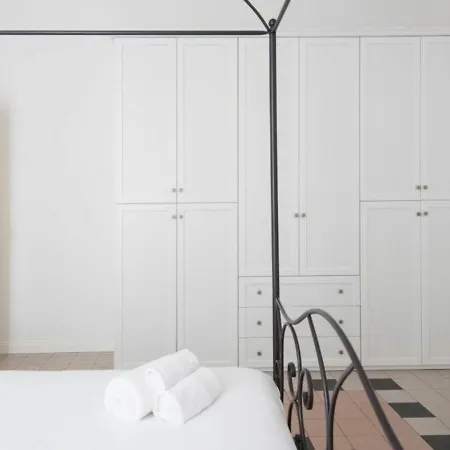 Apartment Bacone Liberty Vittoria By Halldis