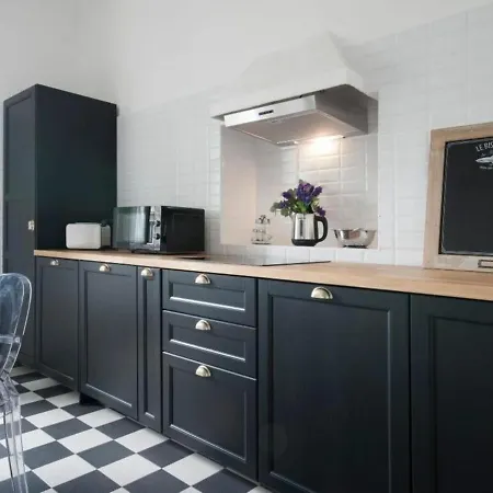 Bacone Liberty Vittoria By Halldis Apartment Mailand